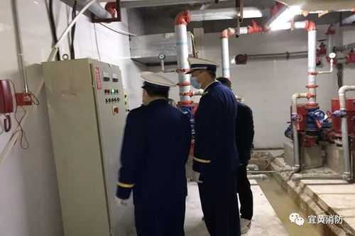 宜黃縣消防救援大隊(duì)深入轄區(qū)疫情定點(diǎn)醫(yī)院開(kāi)展消防安全檢查